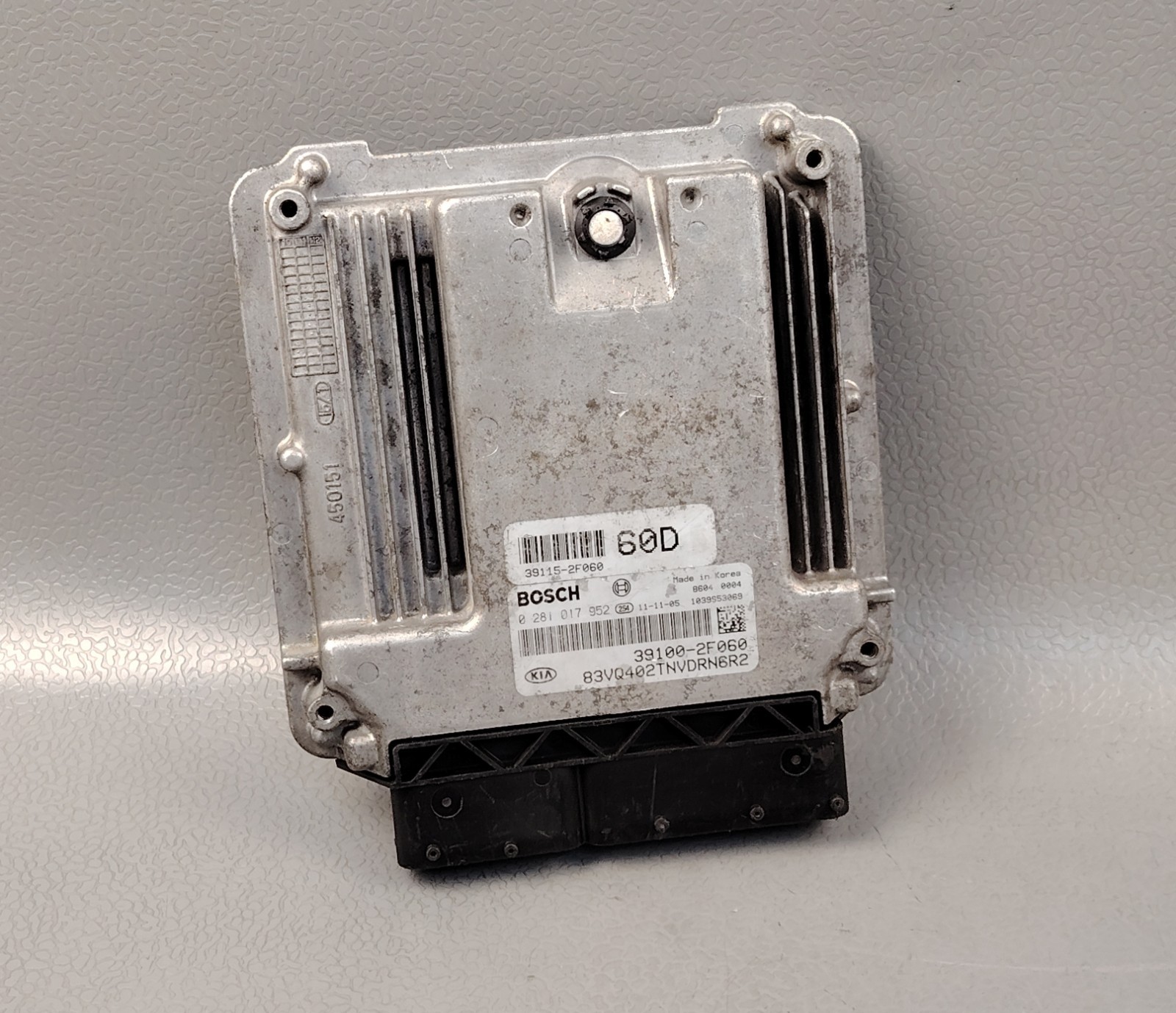 KIA GRAND CARNIVAL R DIESEL ENGINE CONTROL MODULE ECD ECU ECM 0281017952