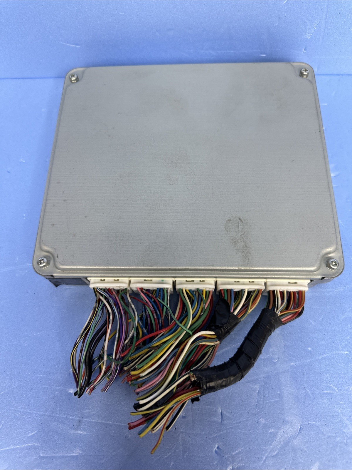 2003-2005 Toyota 4Runner Engine Control Module Unit Computer ECU ECM 89661-35A50
