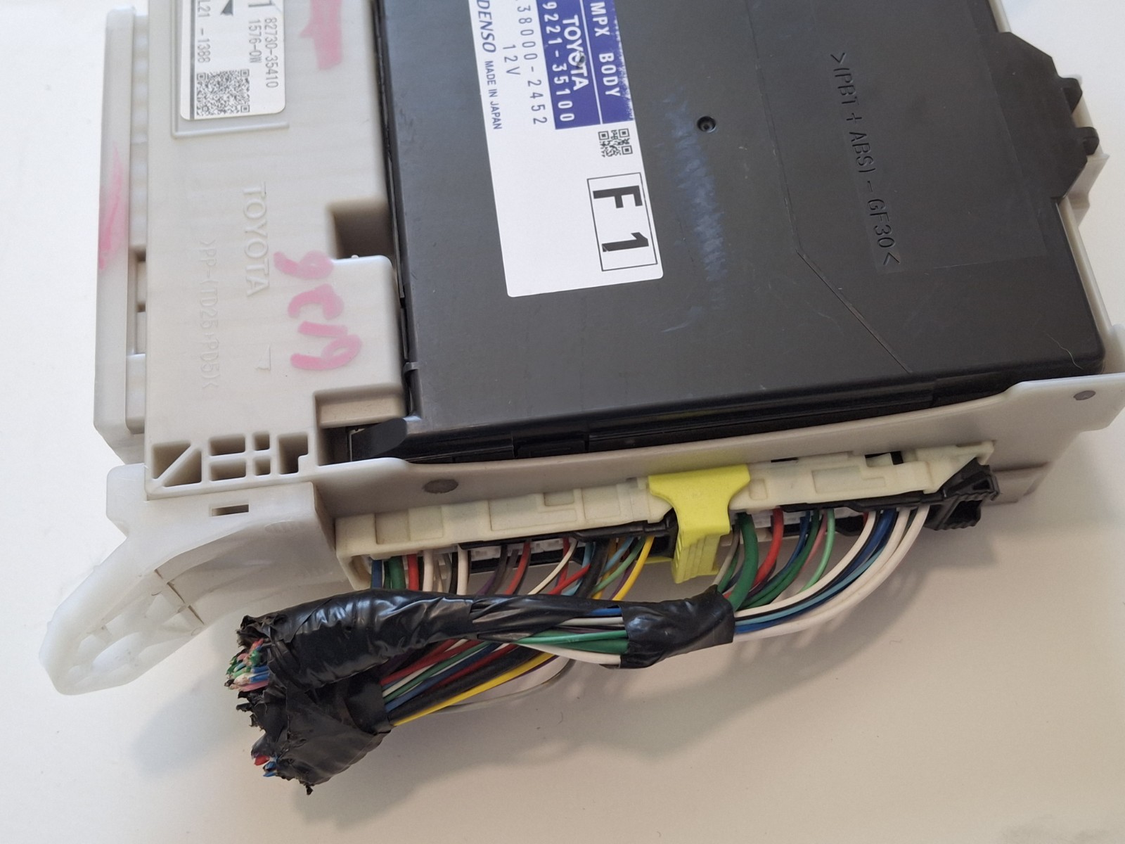 2010-11 4 RUNNER Multiplex Network Dash MPX Body Control Module Unit Factory OEM