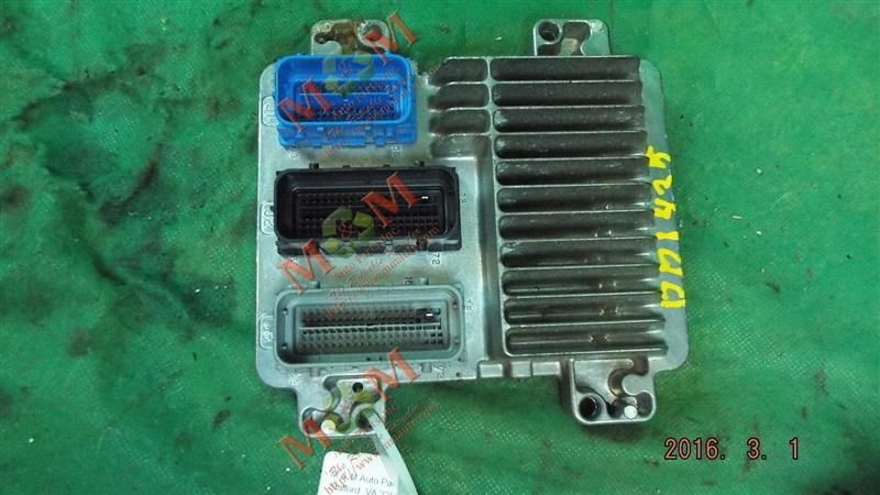Engine ECM Electronic Control Module Behind Fan Shroud Fits 07 ACADIA 937842