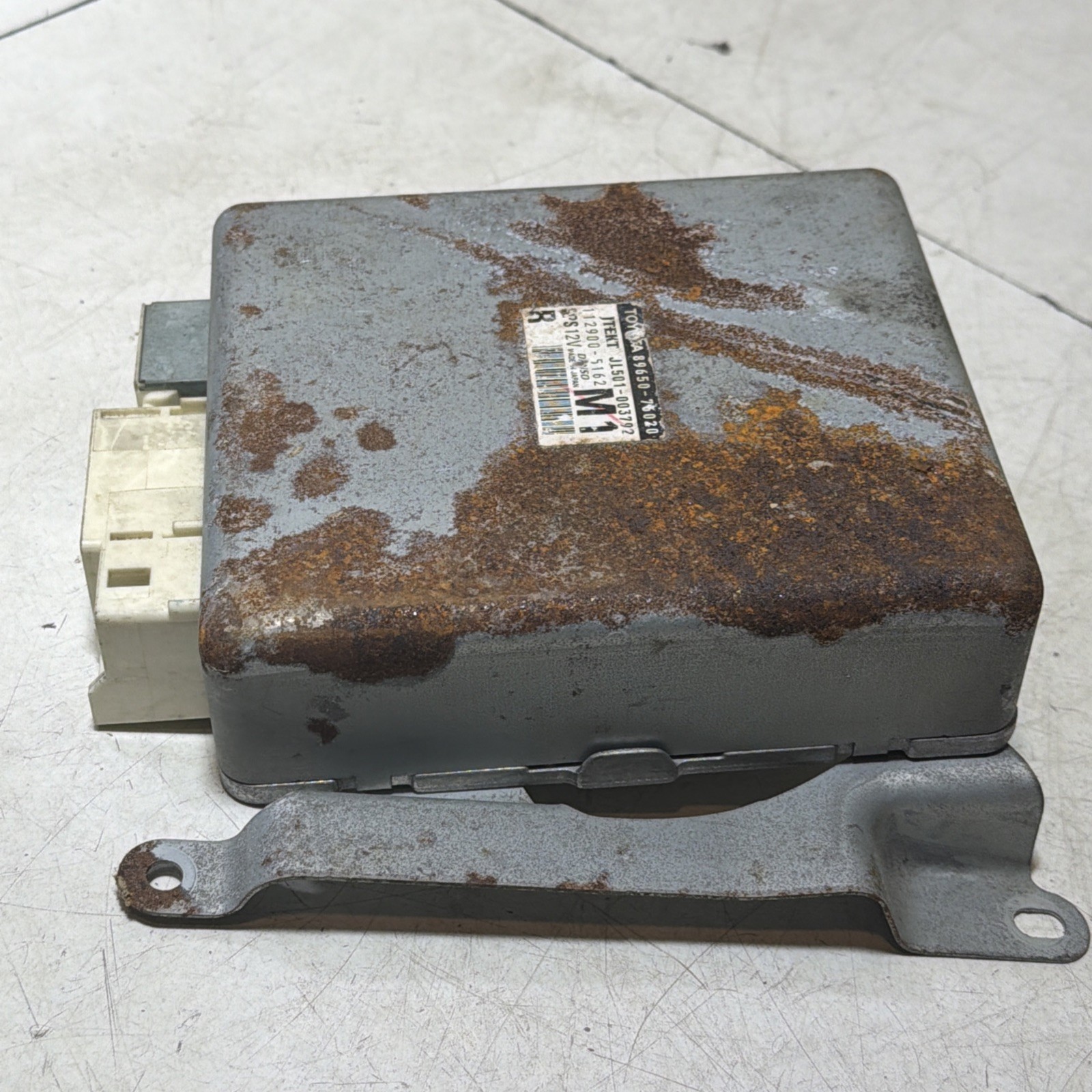Lexus Ct200 2011-2021 front Power Steering Control Module 89650-76020