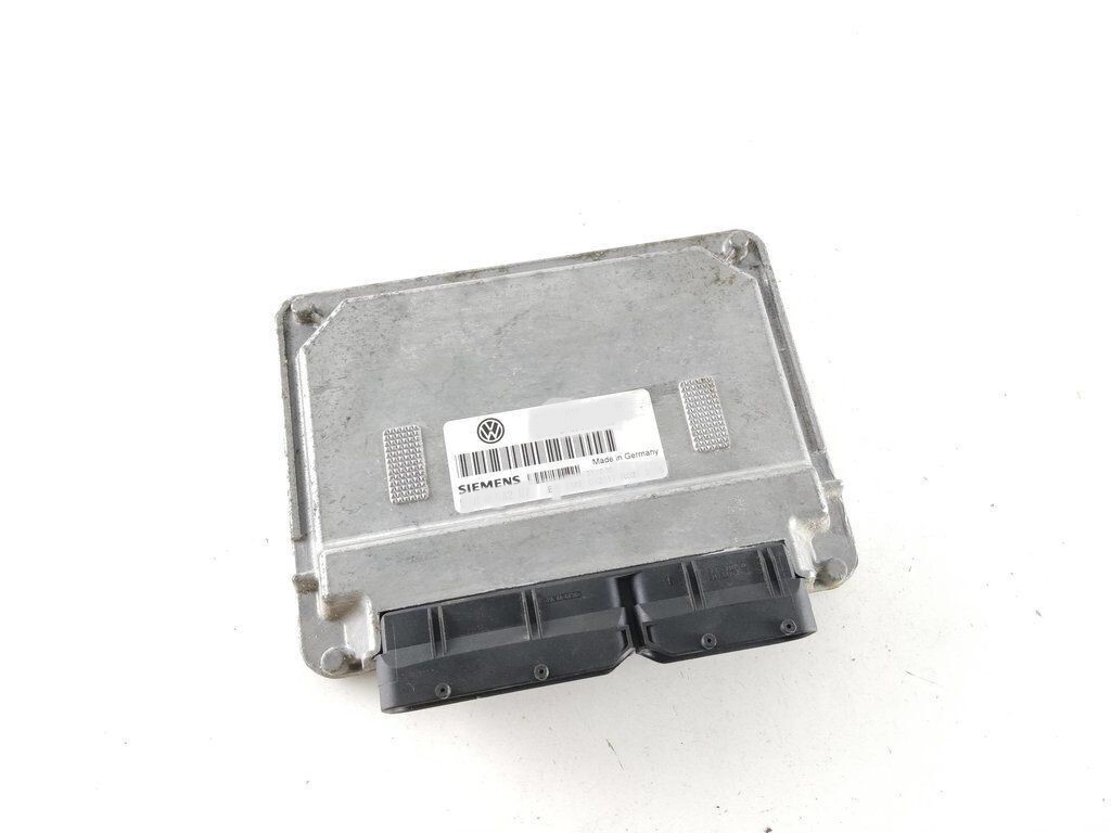 2004 Volkswagen Passat 2.8L – ECM ECU – # 3B0 907 551 DB