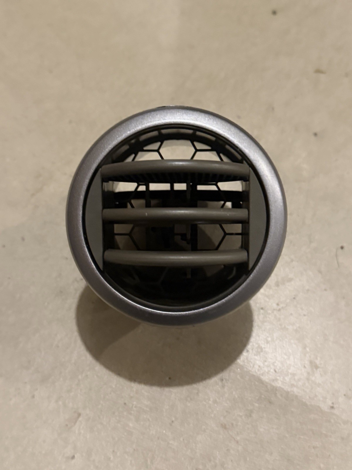 73630-64J 2012 Suzuki Grand Vitara OEM Dash Air Vent Dark Gray With Silver Trim