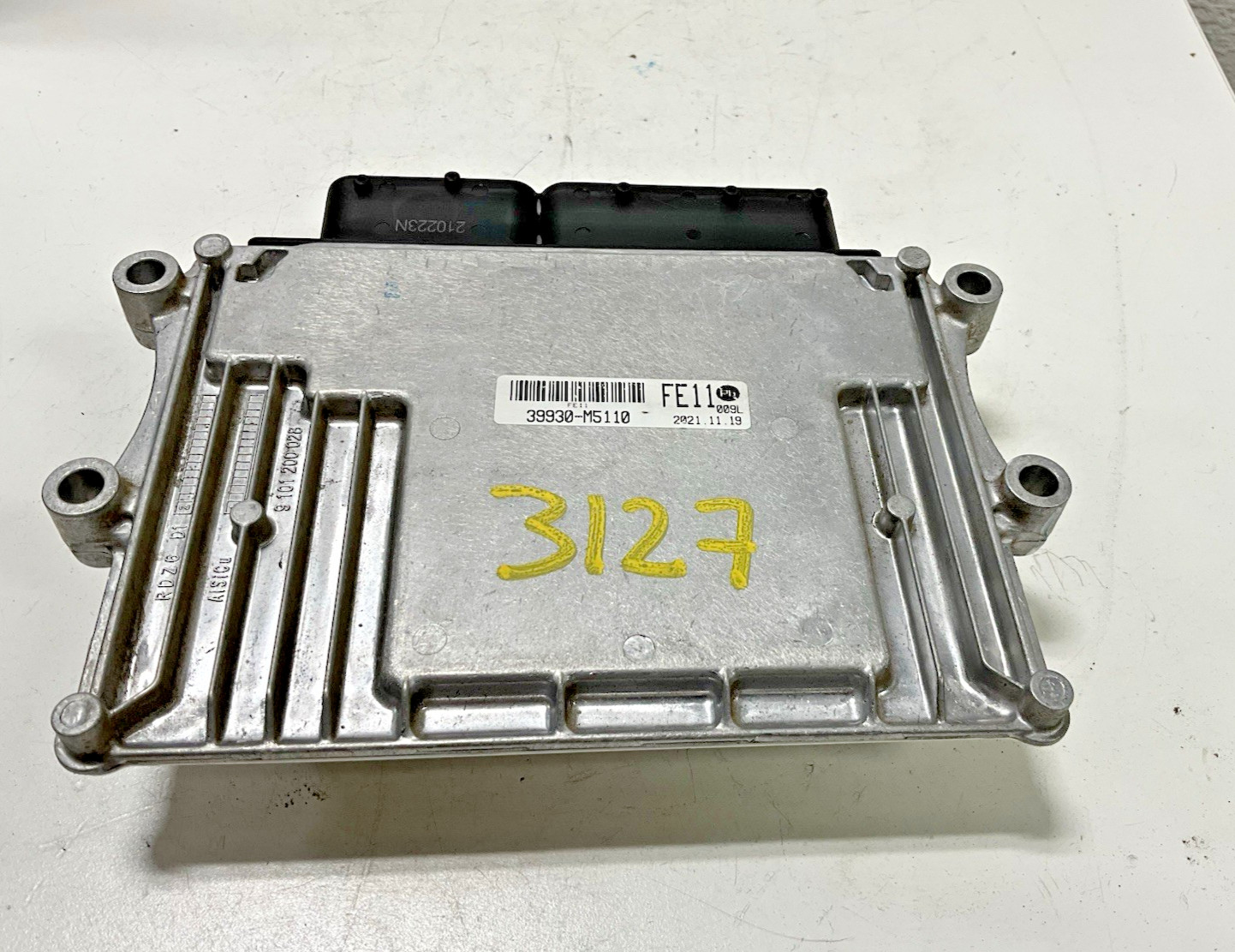 2022 Hyundai Nexo Engine Control Module Unit 39931M5110 OEM
