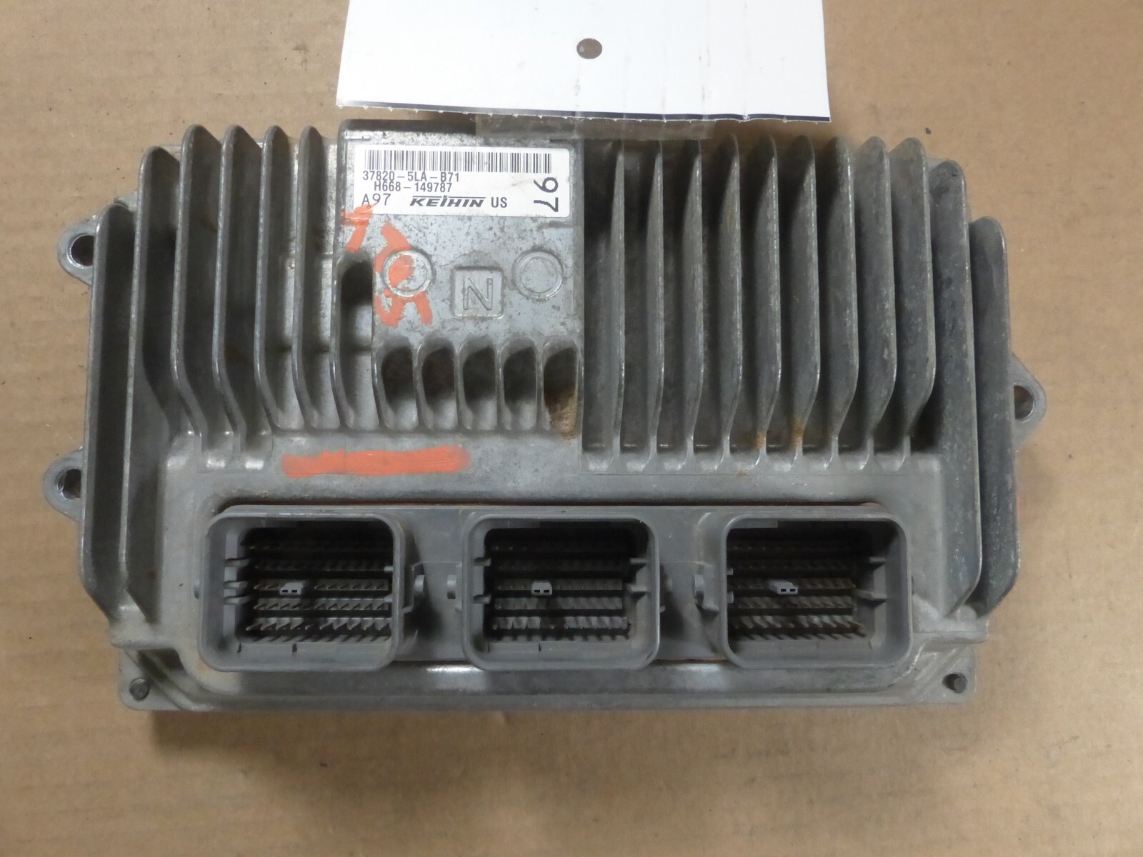16 HONDA CRV EX 25K MILES ECU ECM COMPUTER 37820-5LA-B71