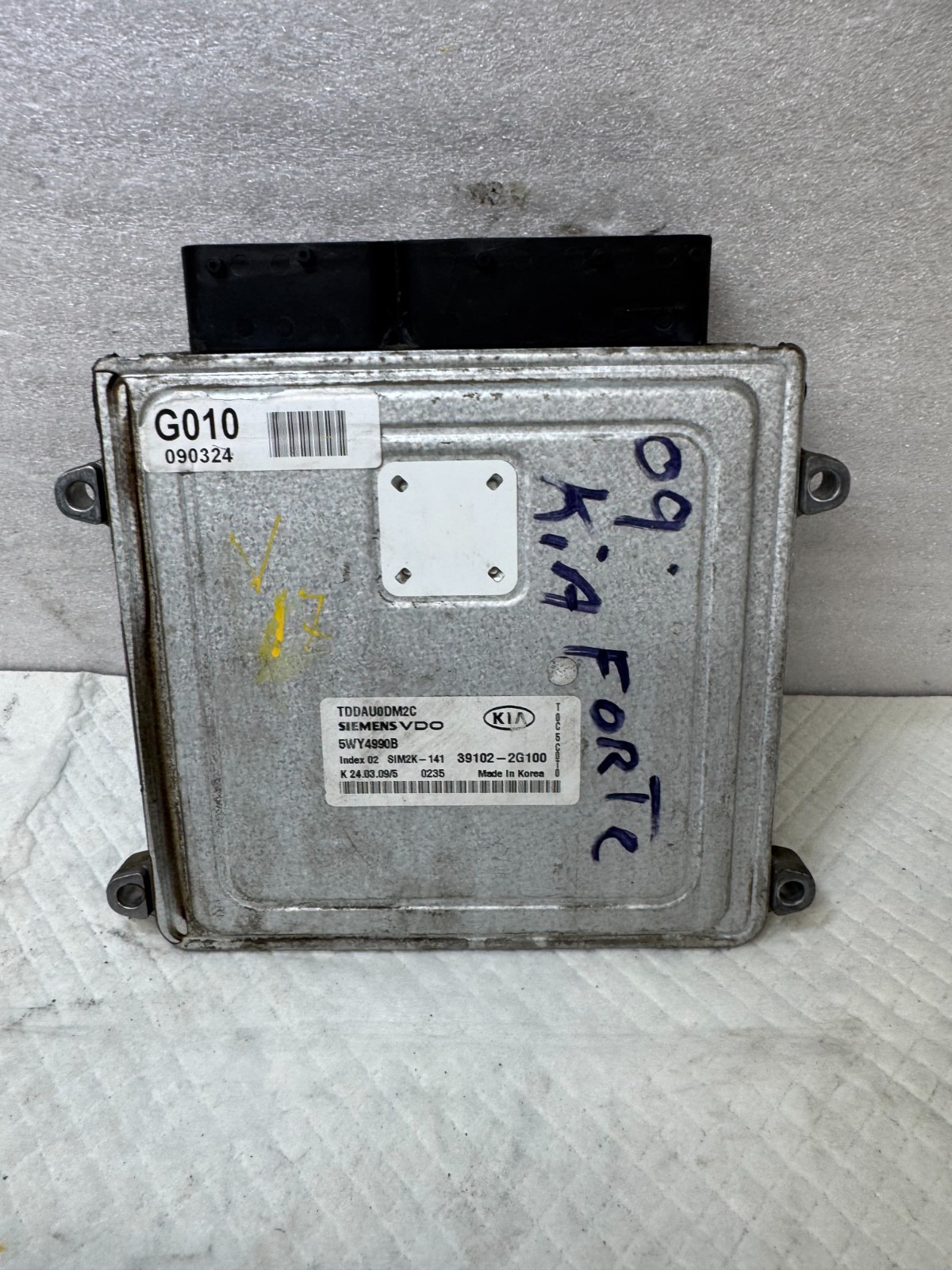 2009 KIA FORTE ENGINE ECU ECM CONTROL MODULE 39102-2G100 OEM (V 17)