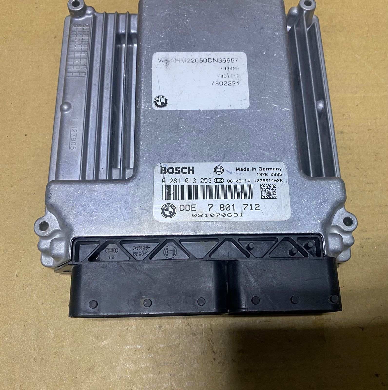 2005-2008 E90 E60 330d BMW X3 Engine Control Module 7801712