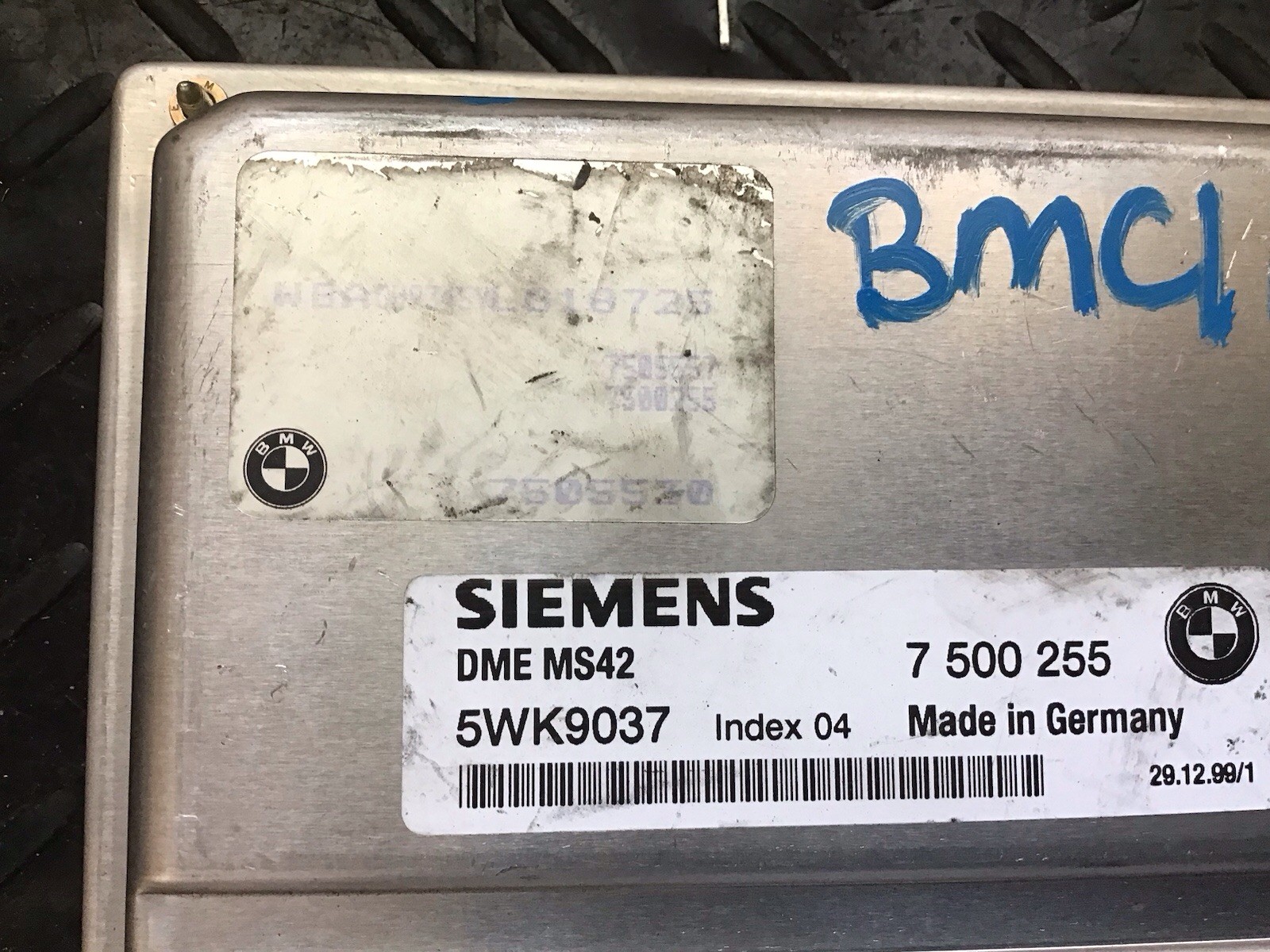 OEM 1999 2000 BMW Z3 2.5 ECM Engine Computer | 7505530