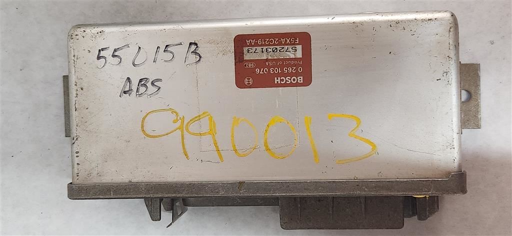 Chassis ECM ABS Center Dash Fits 95-98 VILLAGER 3794139