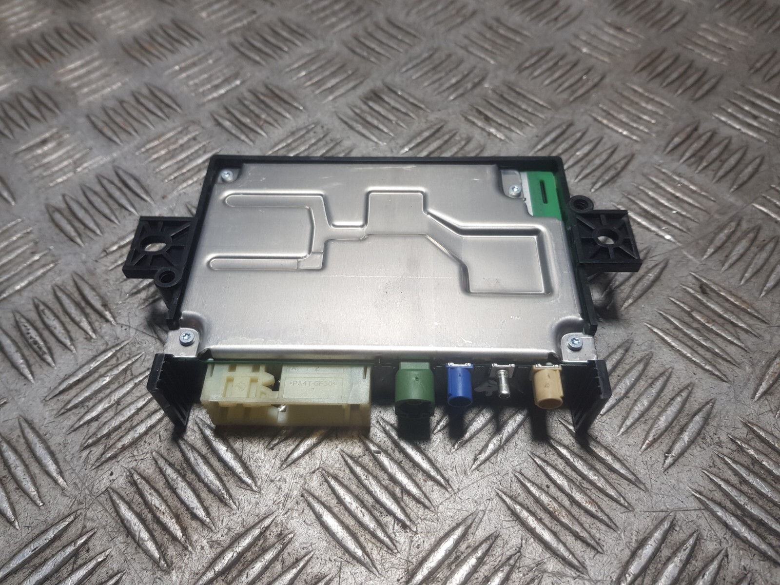 MERCEDES W205 BLUETOOTH CONTROL MODULE A2139003617 SEE DESCRIPTION