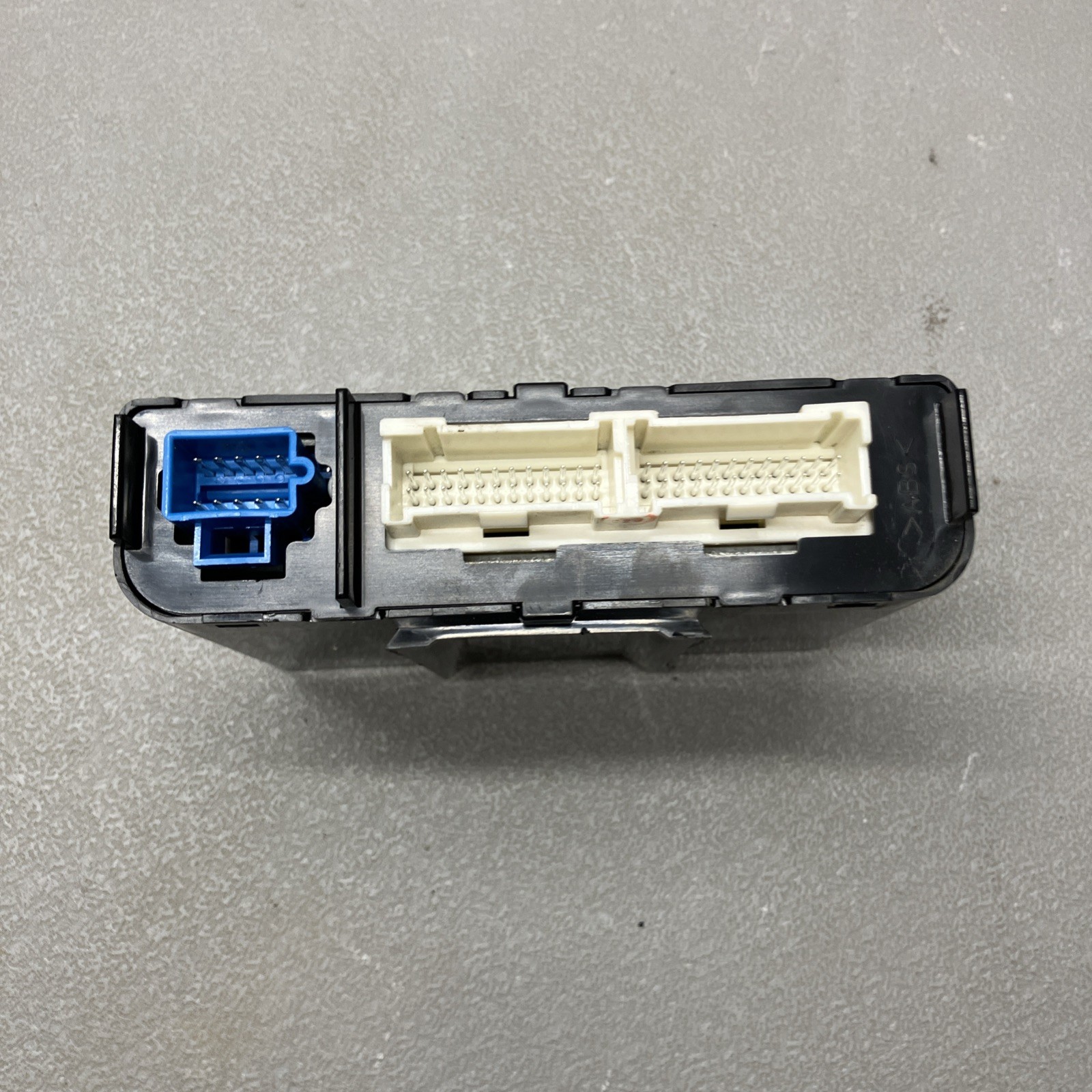 2000-04 Cadillac Deville Body Control Module – BCM PN: 25664439