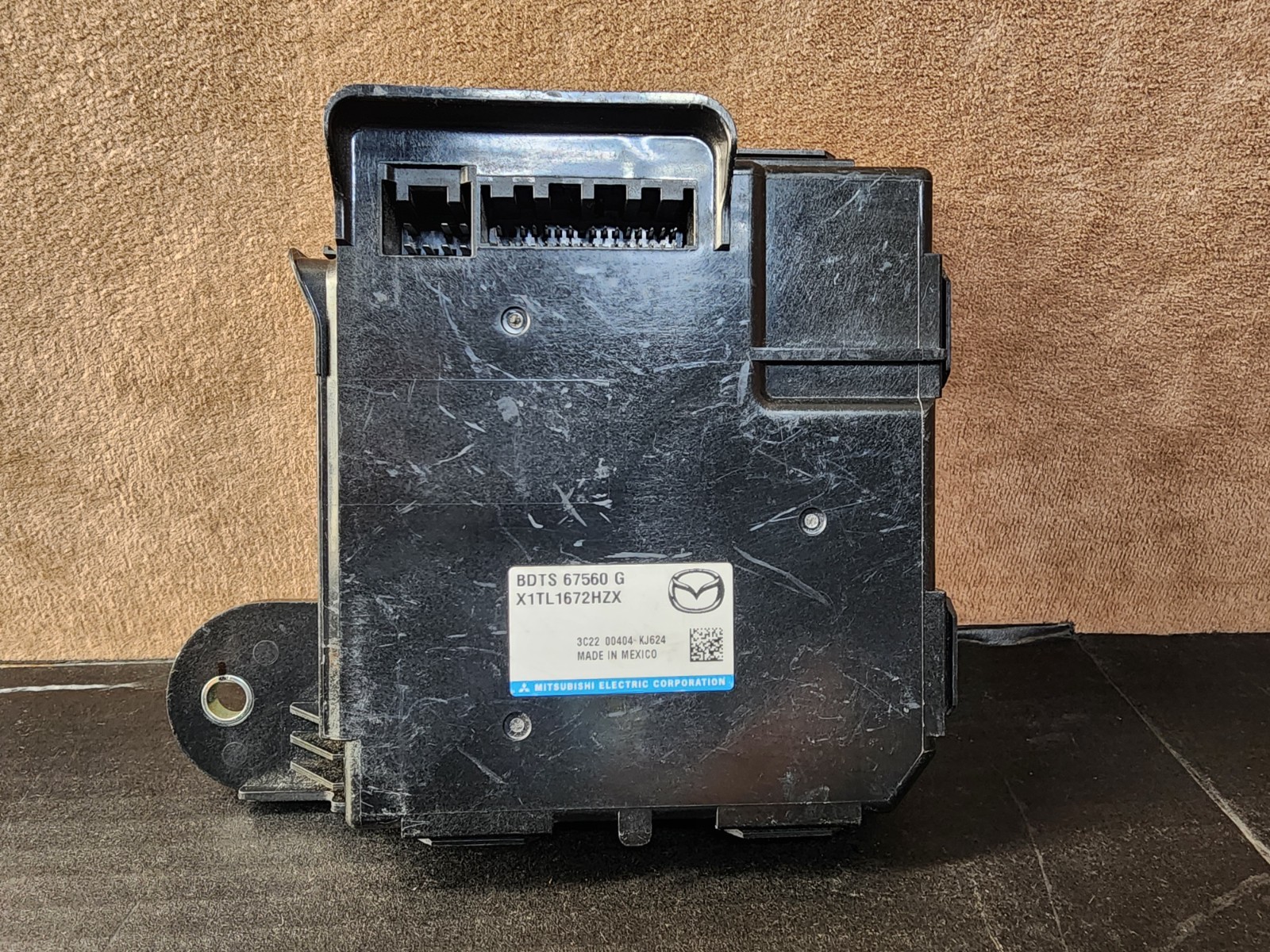 2022-2023 MAZDA CX-30 DM BODY COMPUTER CONTROL MODULE BCM BDTS67560G OEM