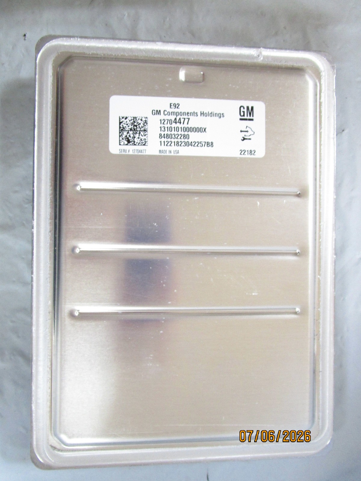 Engine Control Module (ECM) GM Parts 12704477 (box rough)