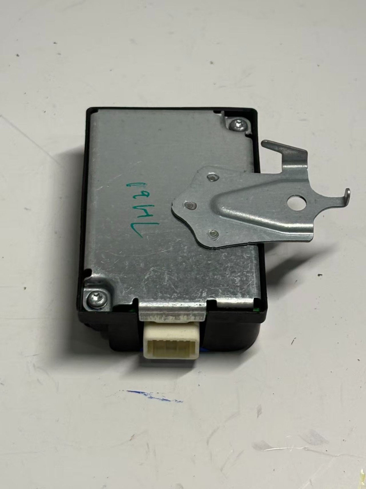 OEM 897A0-0E040 TOYOTA HIGHLANDER KEYLESS ENTRY TPMS RECEIVER MODULE 2019