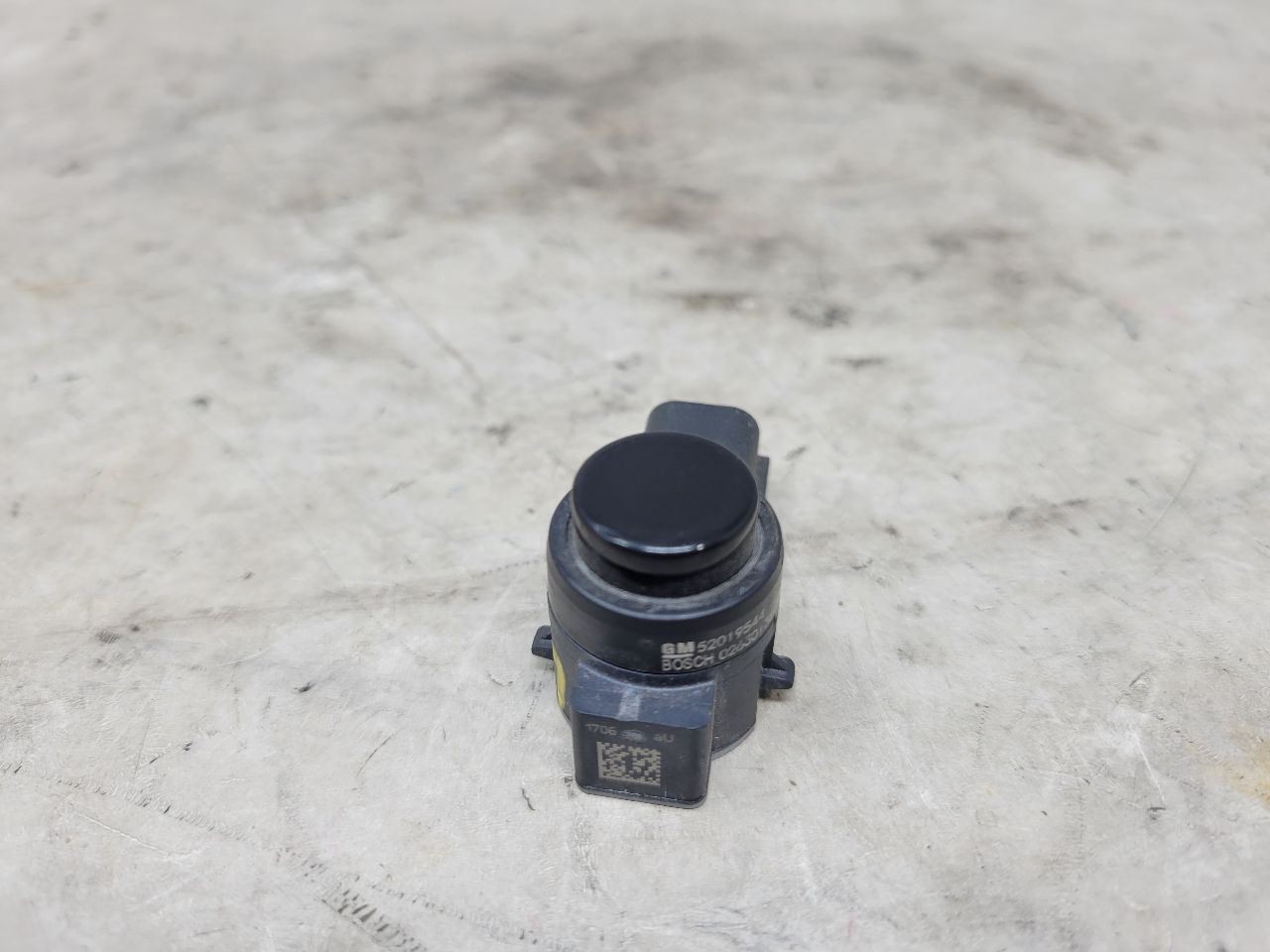 2016-2024 CAMARO SS PARKING SENSOR OEM GM BOSCH BLACK PAINT CODE GBA 16-24
