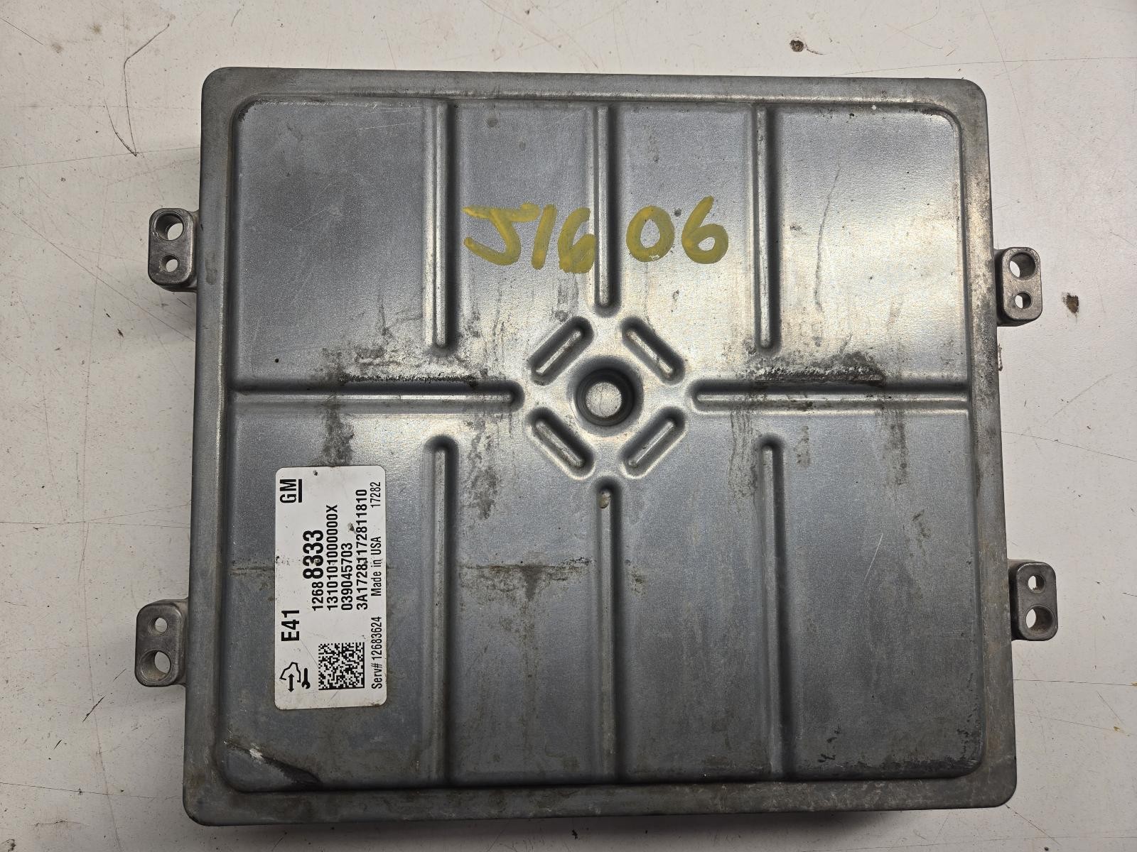 2017-2019 Chevrolet Silverado 3500 Electronic Control Module; Part #: 12688333.