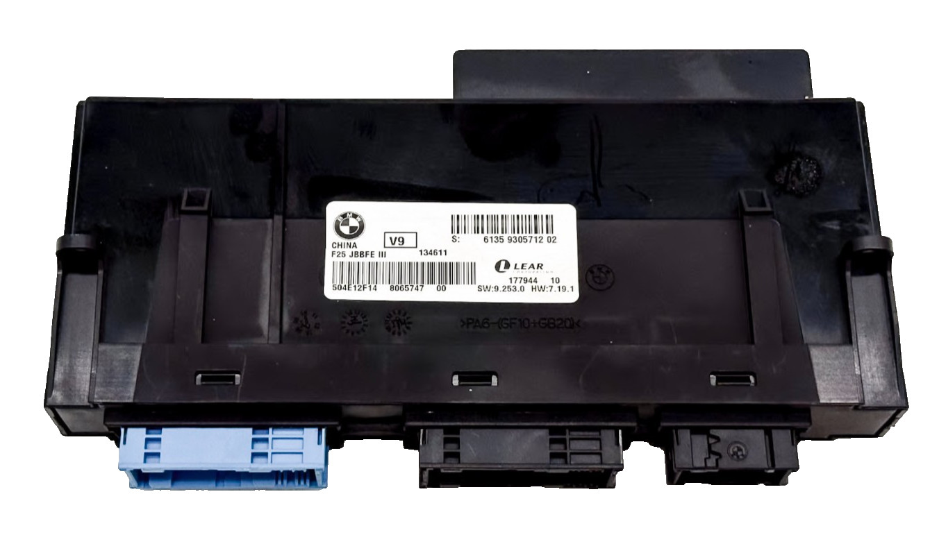 2014 BMW X3 F25 Power Distribution Central Fuse Relay Junction Box – 61359305712