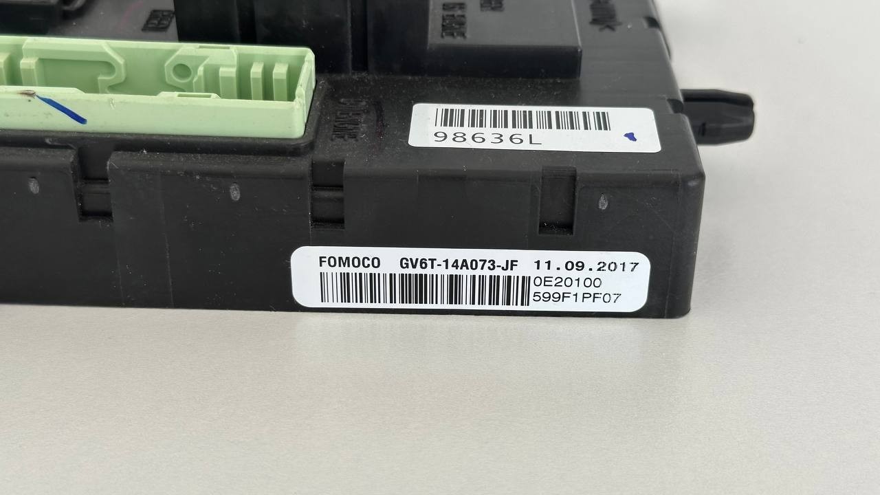 OEM Ford BCM Body Control Module Interior Fuse Box GV6T-14A073-JF FOMOCO