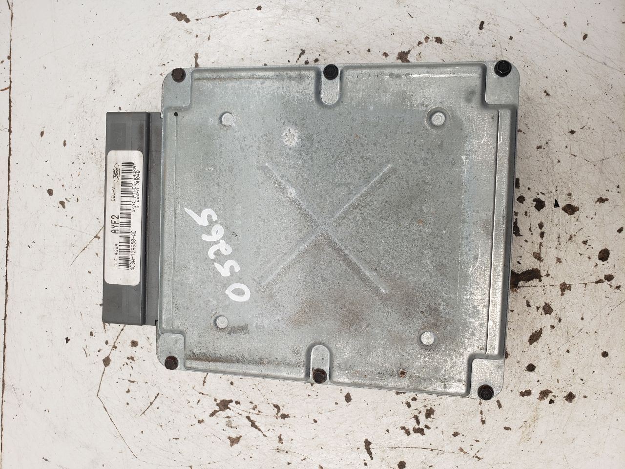 2004 Ford F250SD Pickup Engine ECM Electronic Control Module 8-330 OEM 1374397