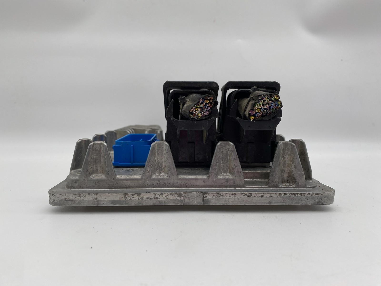 2019-2020 Chevy Suburban 1500 6.2L Engine Computer Control Module ECM 12695211