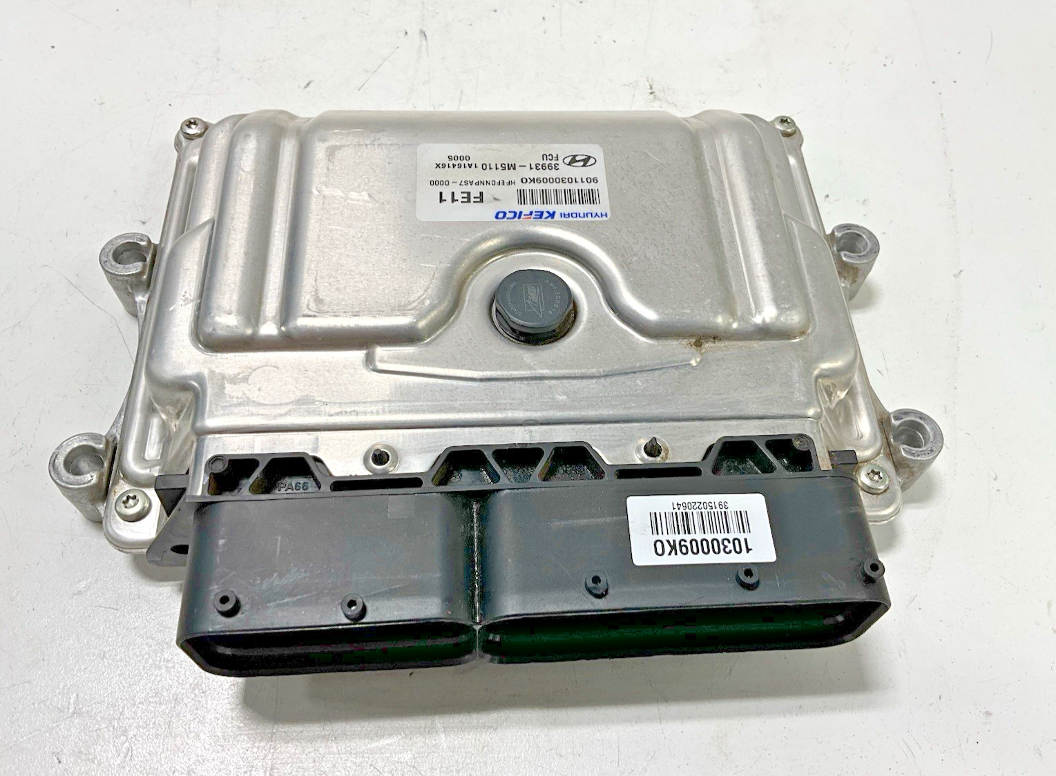 2022 Hyundai Nexo Engine Control Module Unit 39931M5110 OEM