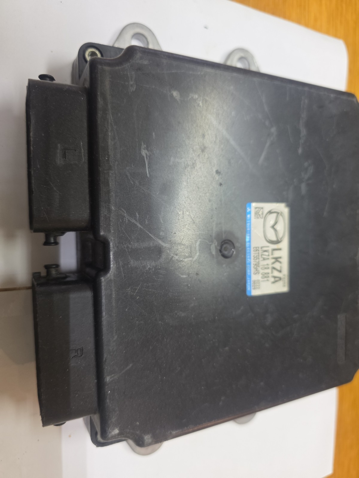 Mazda 3 BK Engine Control Unit ECU 5DK