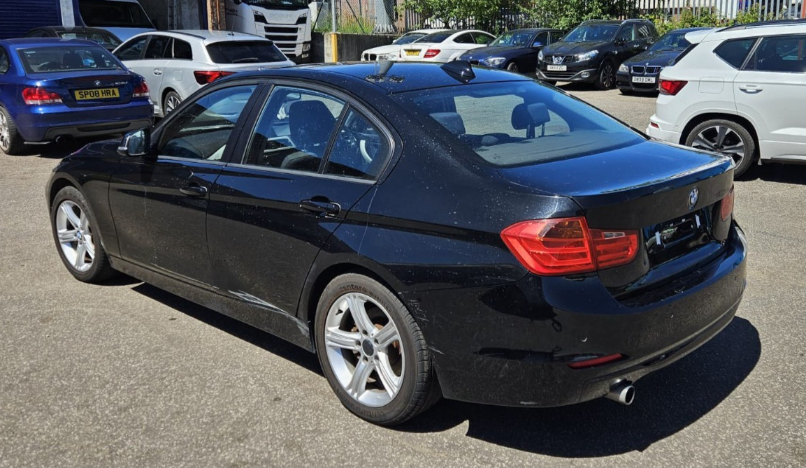 BMW 3 SERIES F30 320D 320i PRE LCI 2012-2015 BATTERY SUPPLY POWER DISTRIBUTOR
