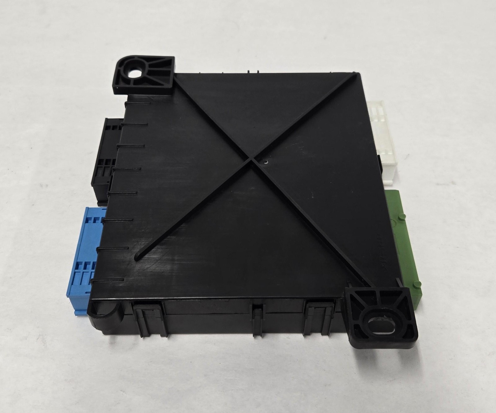 2002-2006 Mini Cooper Body Control Module BCM 57762110