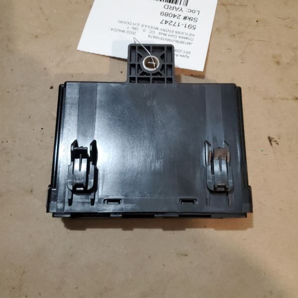 Chassis ECM Theft-locking Keyless Entry Fits 21-23 MAZDA 3 256405