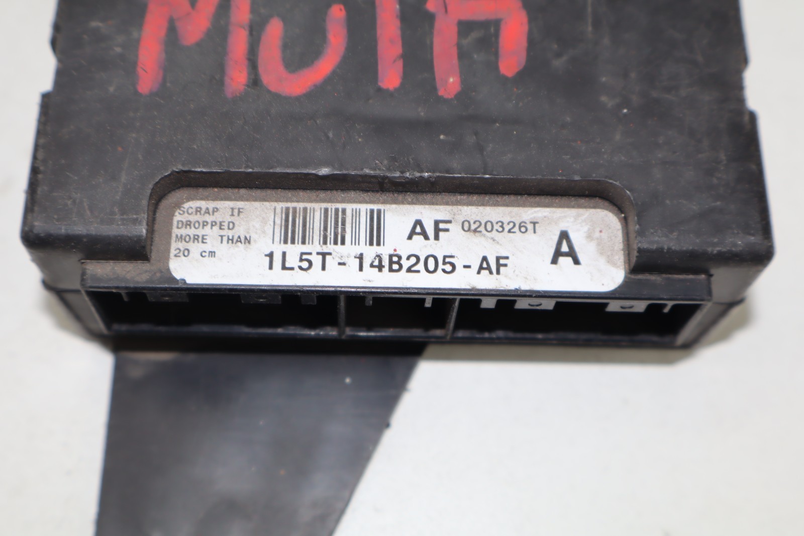 2001-2003 Ford Ranger Multifunction Control Module Behind Center Dash
