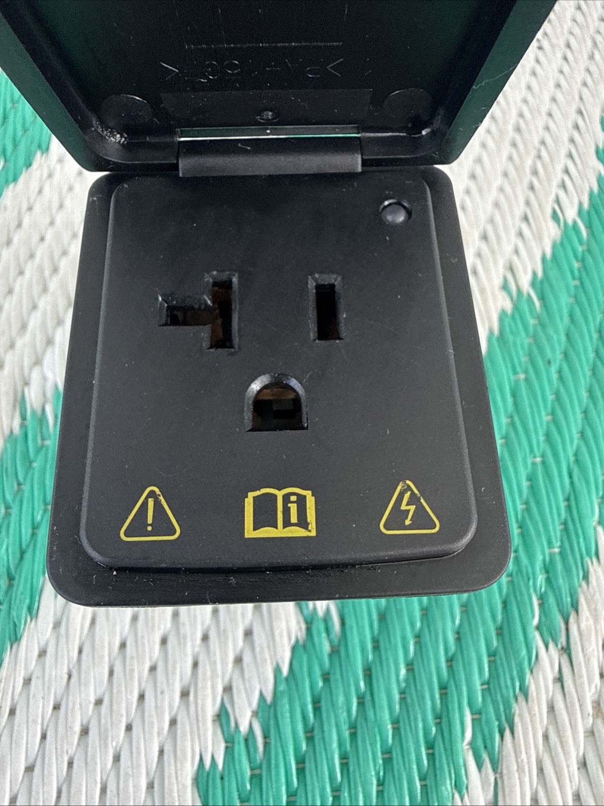 2021-2025 FORD TRUCK F150 F250 F350 AC 120V PLUG IN CONTROL MU5T-19G310-BE 22 23