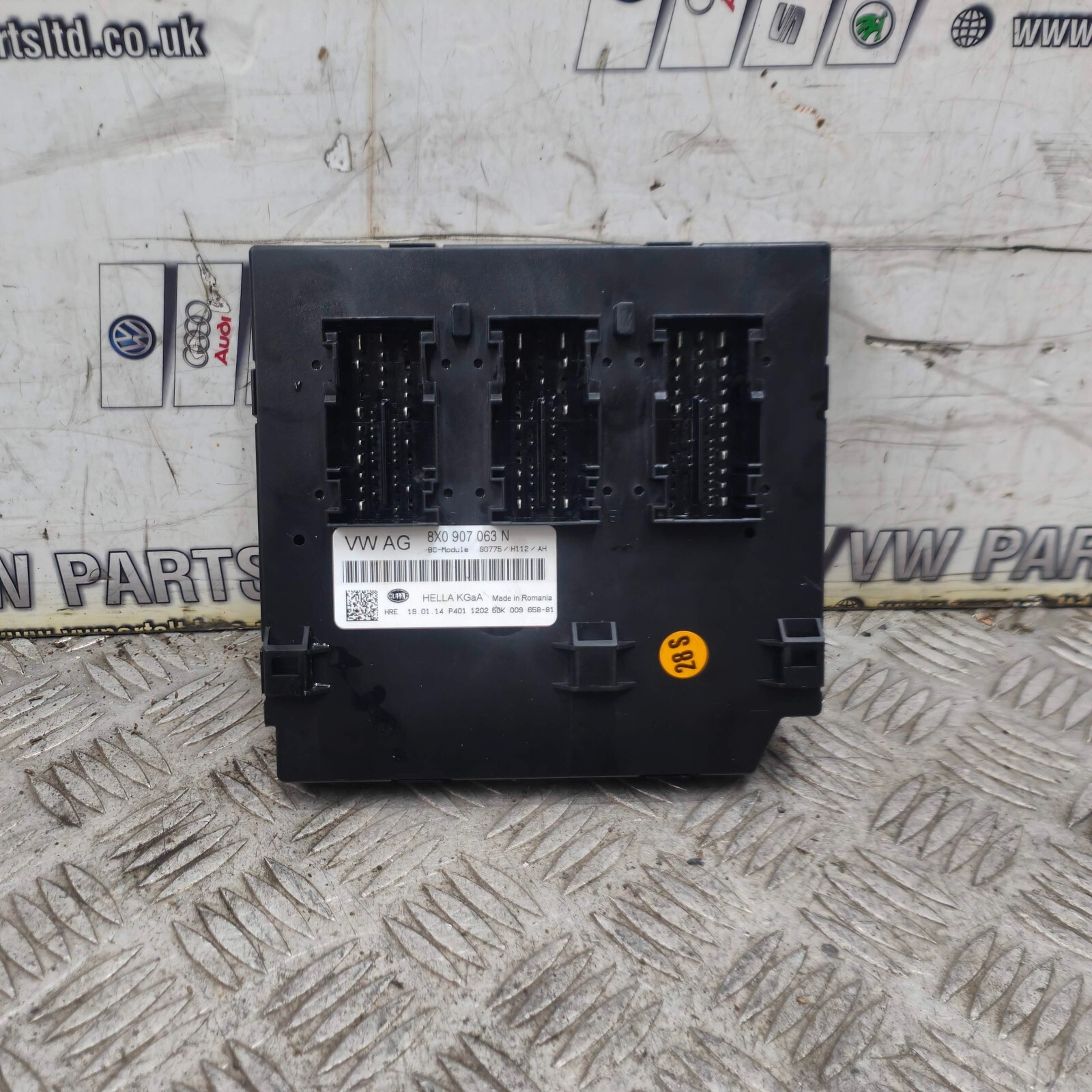 BCM BODY CONTROL MODULE UNIT AUDI A1 VW SEAT SKODA 1.4TSI CAX 8X0907063N 10-14