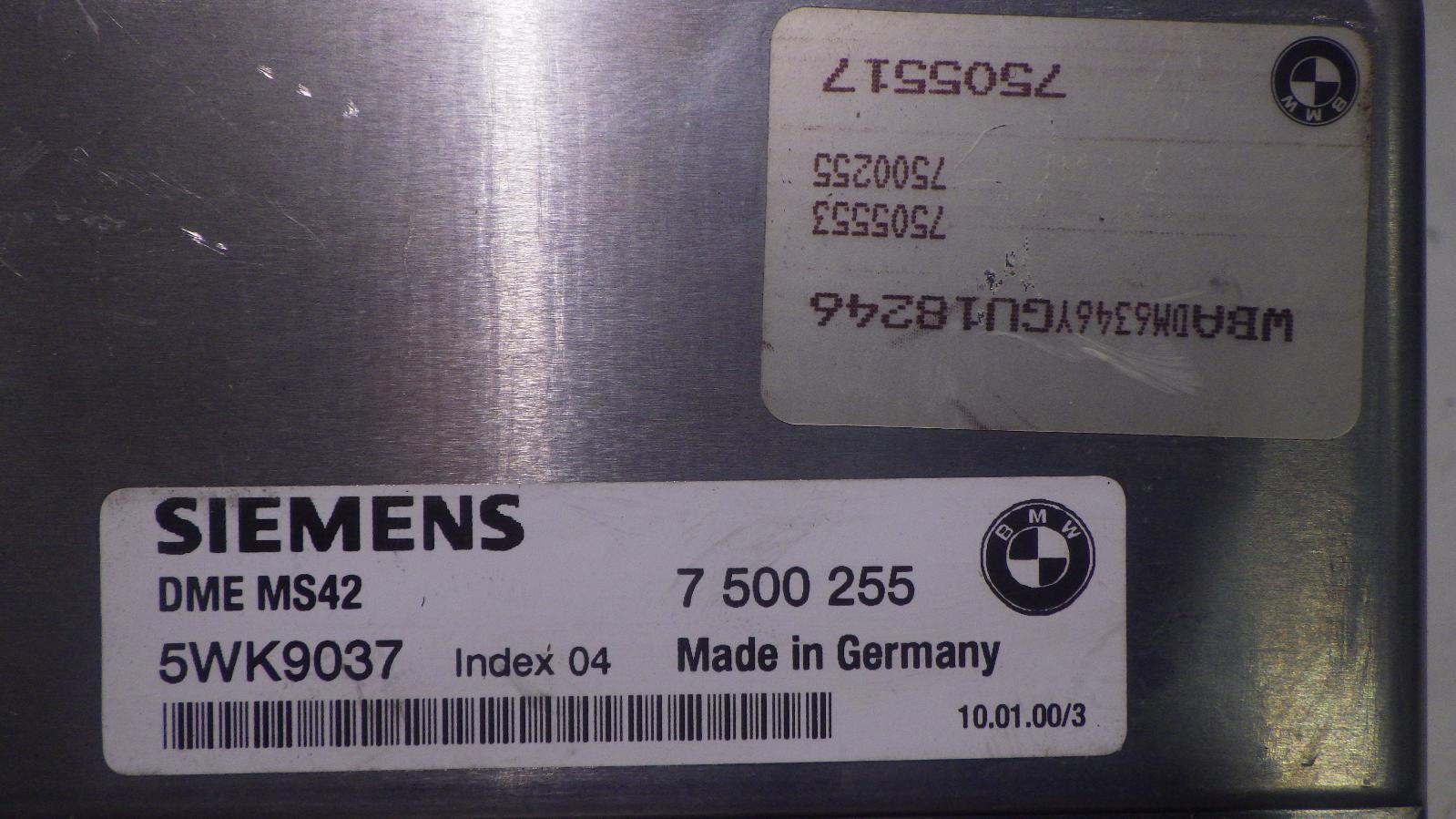 00 BMW 528i Engine Control Module 7500255