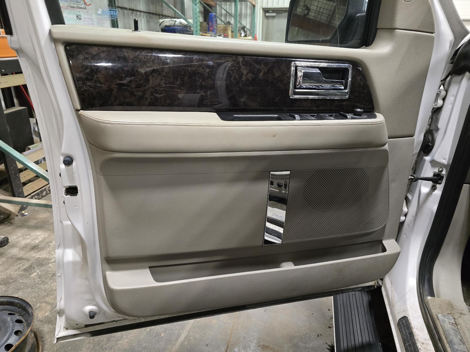 Used Engine Control Module (ECM) fits: 2015 Lincoln Navigator Electronic Control
