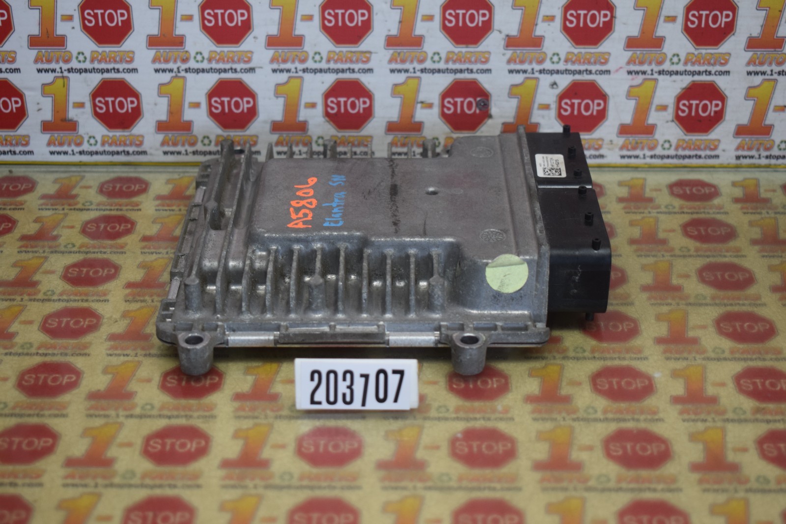 17 18 HYUNDAI ELANTRA SEDAN 2.0L ENGINE COMPUTER MODULE ECU ECM 39173-2EFE0 OEM