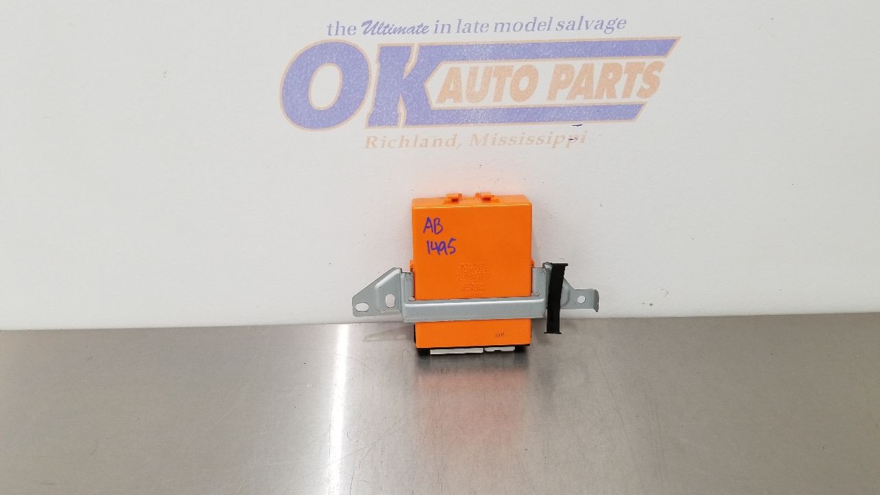 07 TOYOTA FJ CRUISER MULTIPLEX NETWORK CONTROL MODULE 8922235021