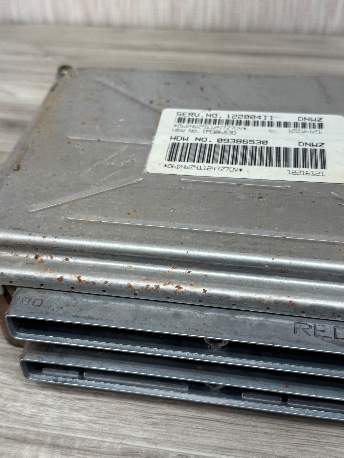 2002 GMC Yukon V8 5.3L 4×2 ECM ECU PCU Engine Computer Module OEM.