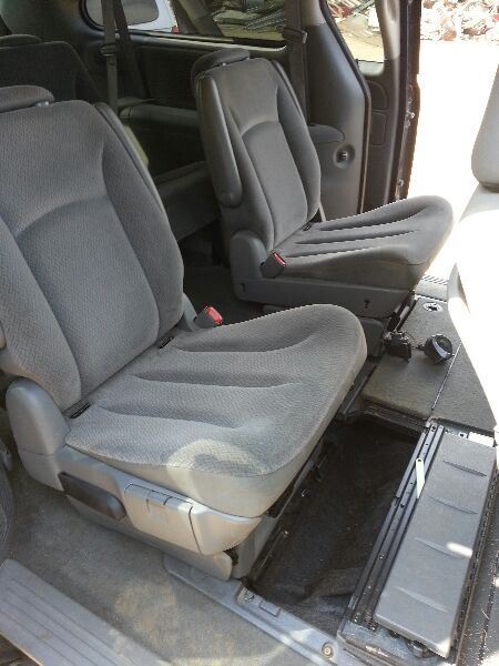Chassis ECM Multifunction Fits 06-07 CARAVAN 1551191