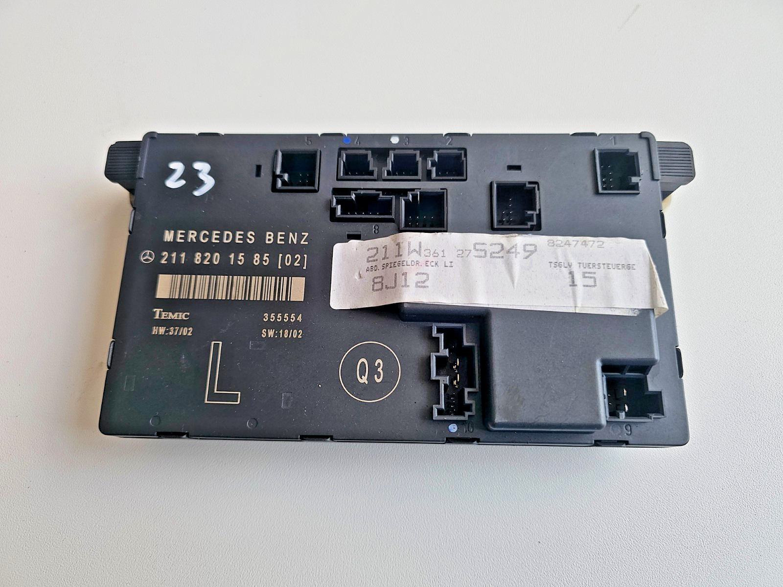 Mercedes E Class W211 Door Control Module Unit Front Left Side 2118201585 2004