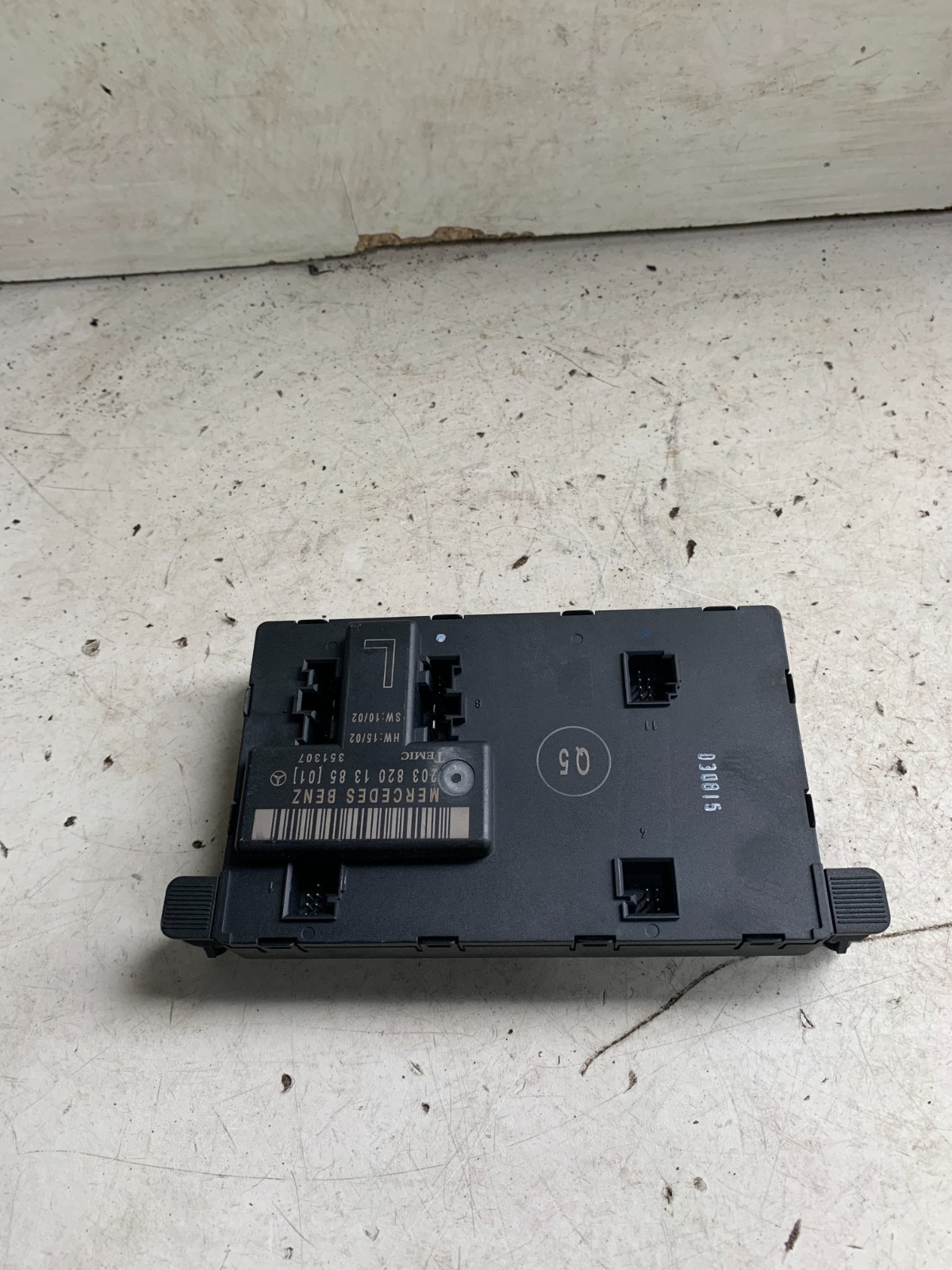 2004 MERCEDES C CLASS W203 PASSENGER SIDE FRONT DOOR CONTROL MODULE 2038201385#2