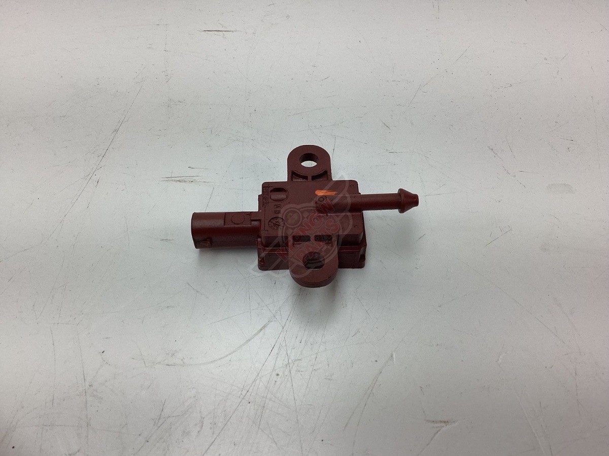 BMW Mini F54 F55 F56 F57 Front Crash Impact Sensor 9337656