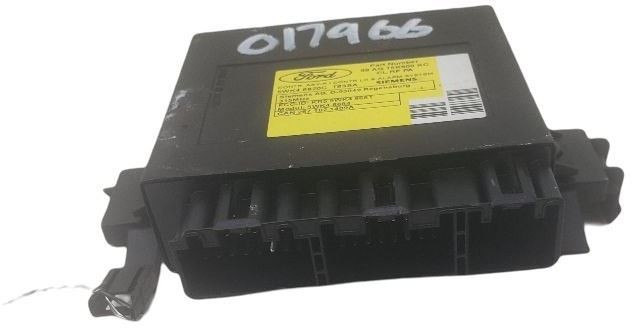 2001 Ford Focus Control Module Theft-locking Right Hand Kick Panel OEM 402523