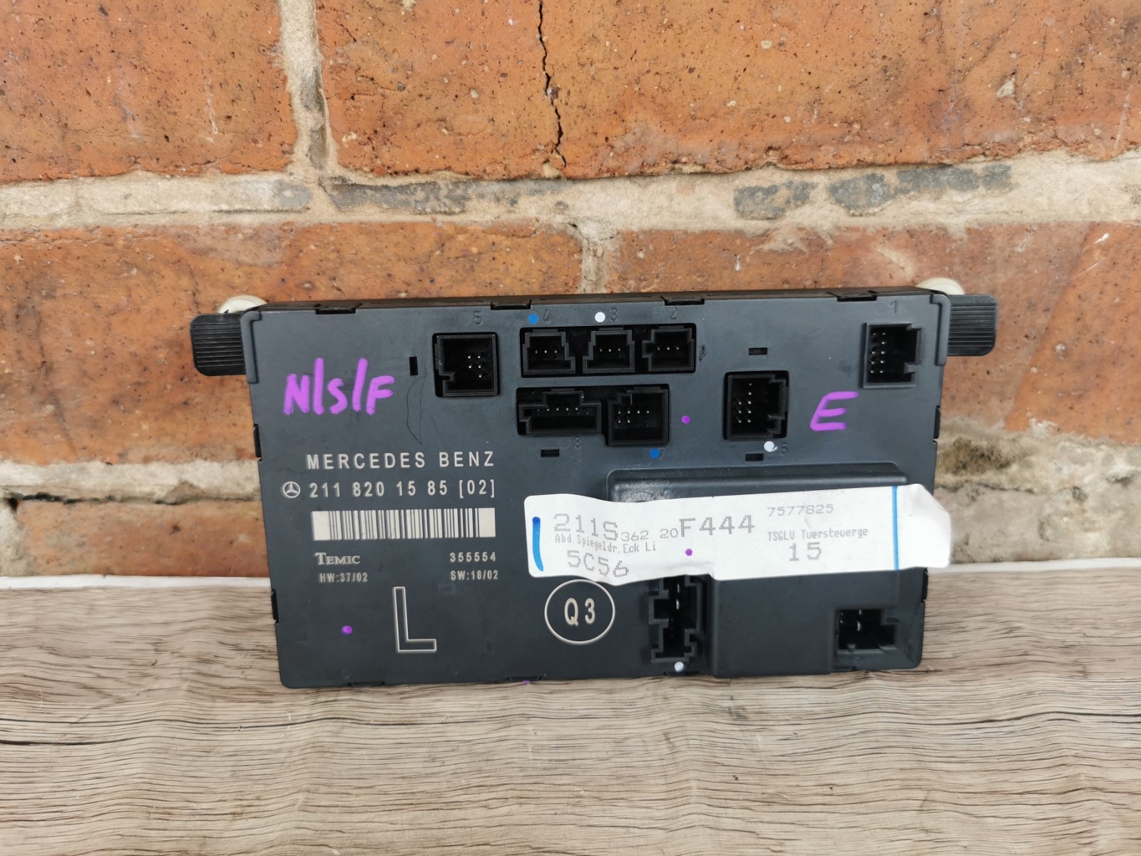2003 MERCEDES BENZ E CLASS N/S/F FRONT LEFT DOOR CONTROL MODULE 2118201585