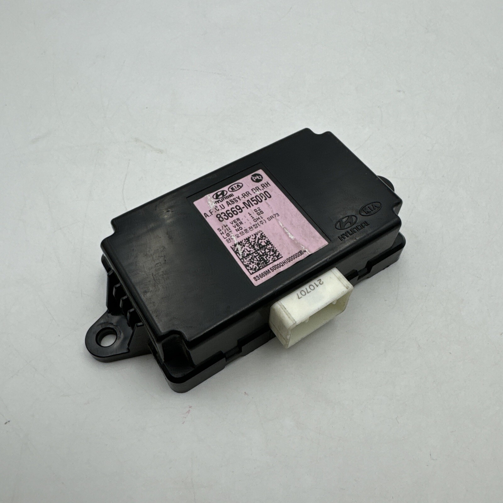 2019 2020 2021 2022 2023 Fits Hyundai Nexo 83669M5000 RCU Assembly RR Oem