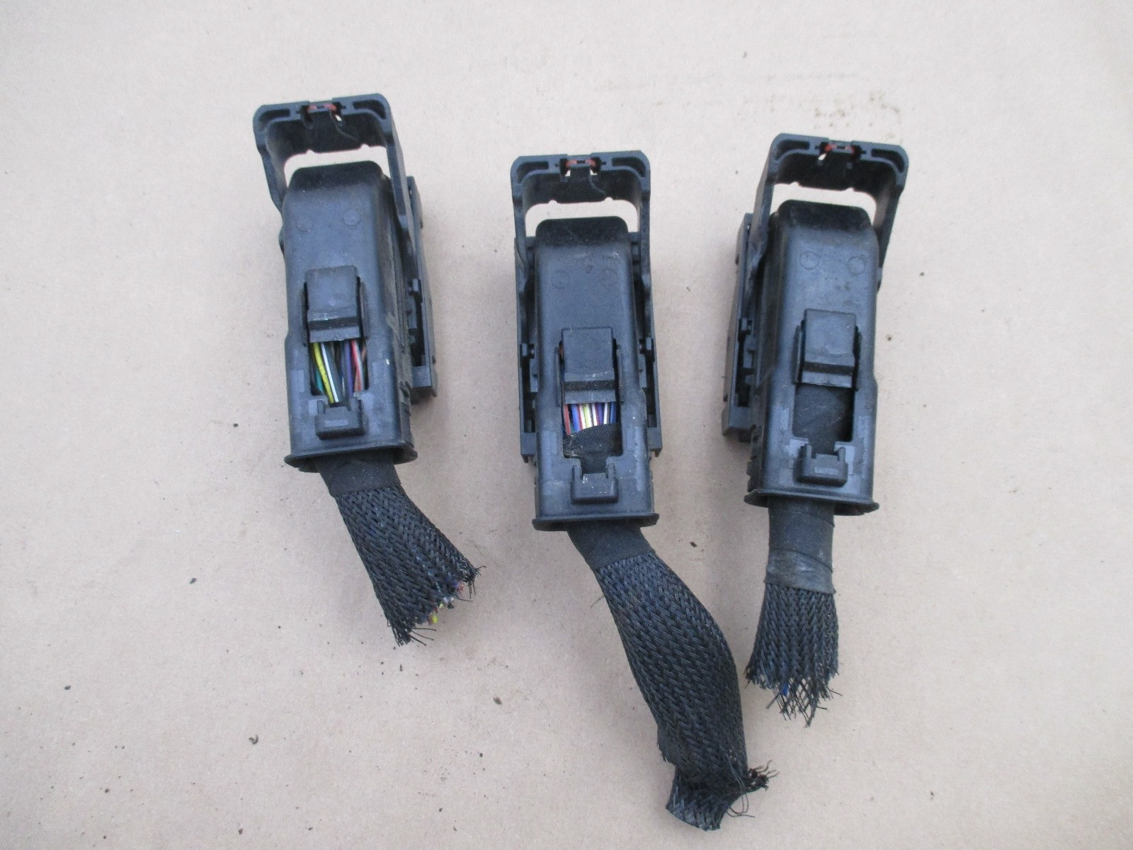 2013-2019 GENERAL MOTORS ENGINE COMPUTER WIRE/PLUGS 12653998 e39a