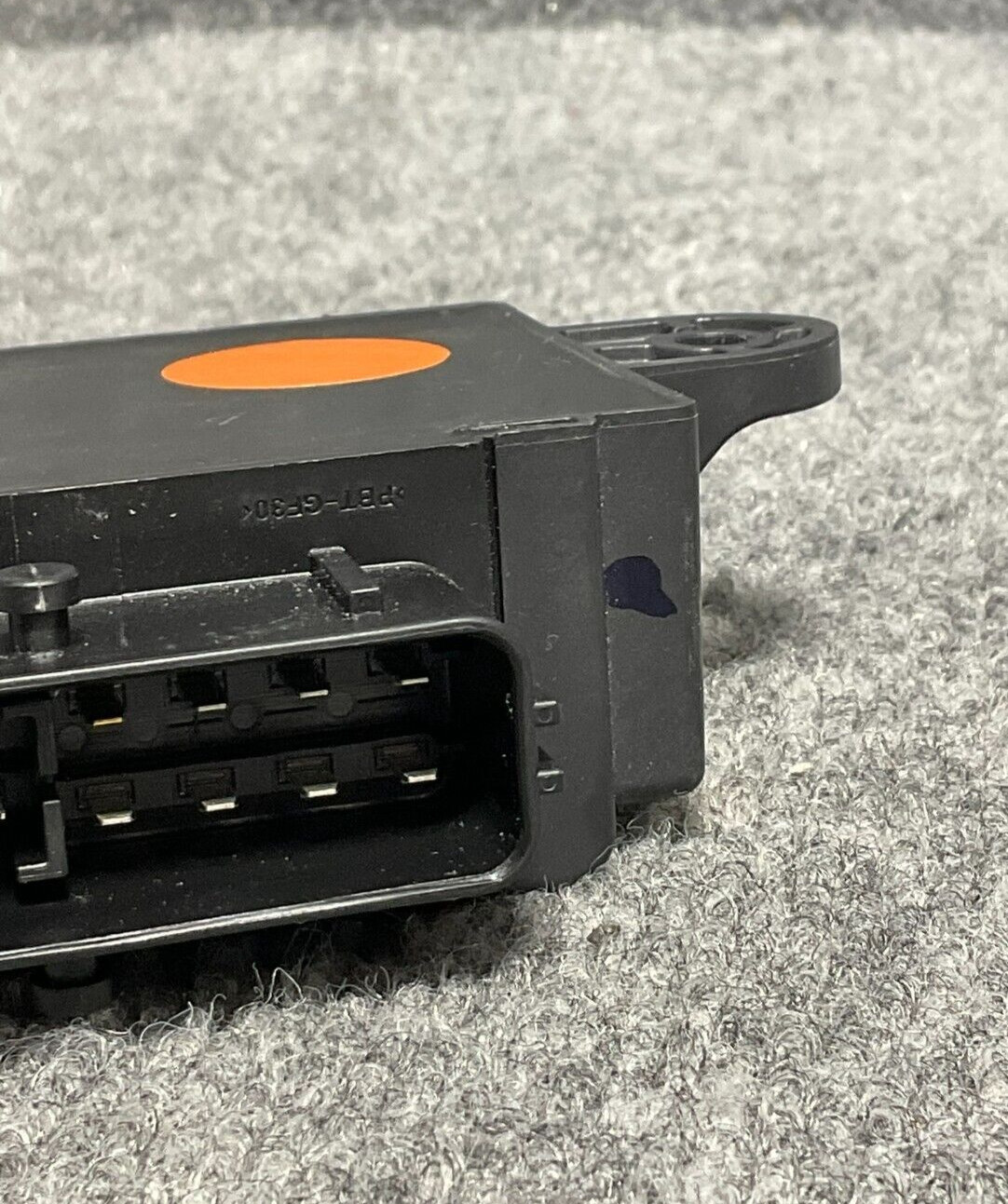2019-2023 Genesis G70 Fuel Pump Control Module Computer Unit OEM 33040-J5000