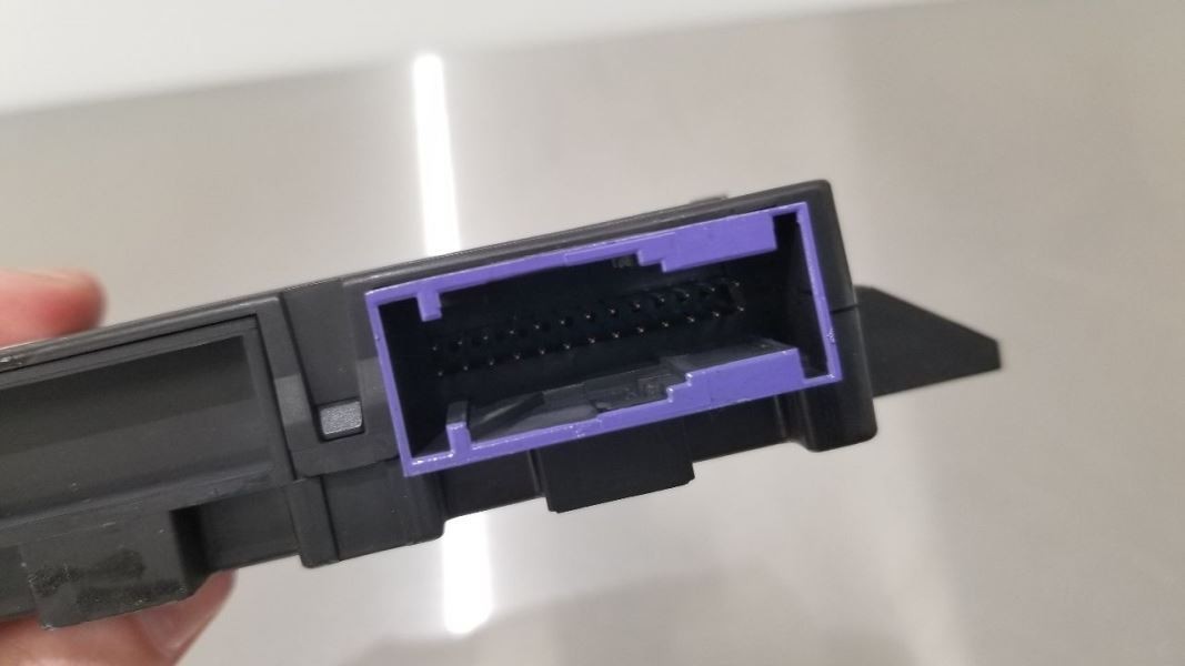 18 BMW M760I G12 INTERIOR LIGHTING CONTROL MODULE 6331160466
