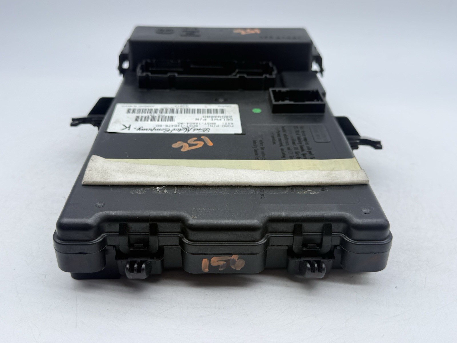 07 08 09 FORD MUSTANG FUSE BOX BODY CONTROL MODULE DELPHI 8R3T-14B476-BD (OEM)