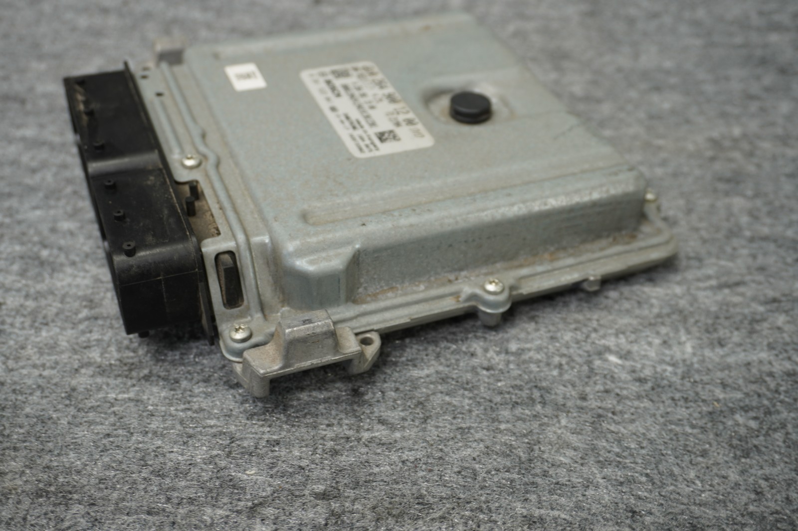 Engine Computer Control Module Ecu Dme W/ Key Mercedes W177 A35 CLA35 oem