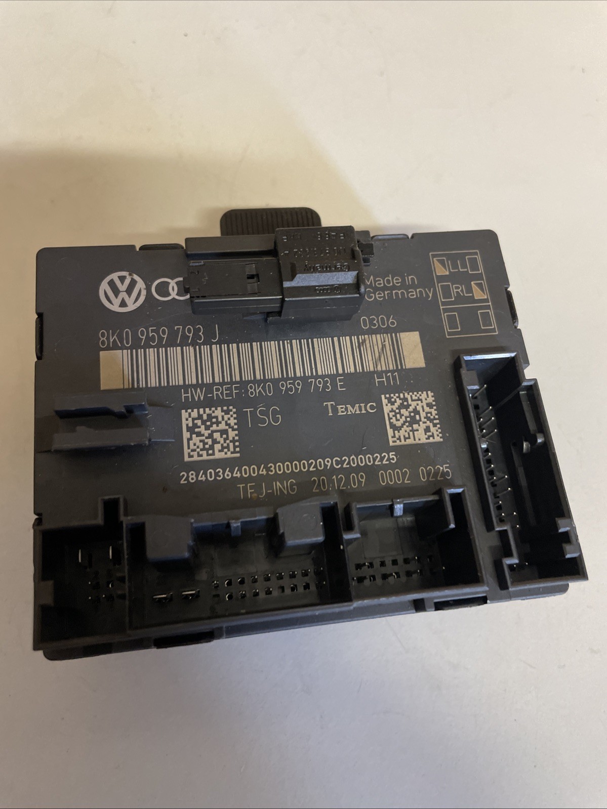 AUDI A4 8K A5 8T DOOR CONTROL MODULE 8K0959793J DRIVERS SIDE